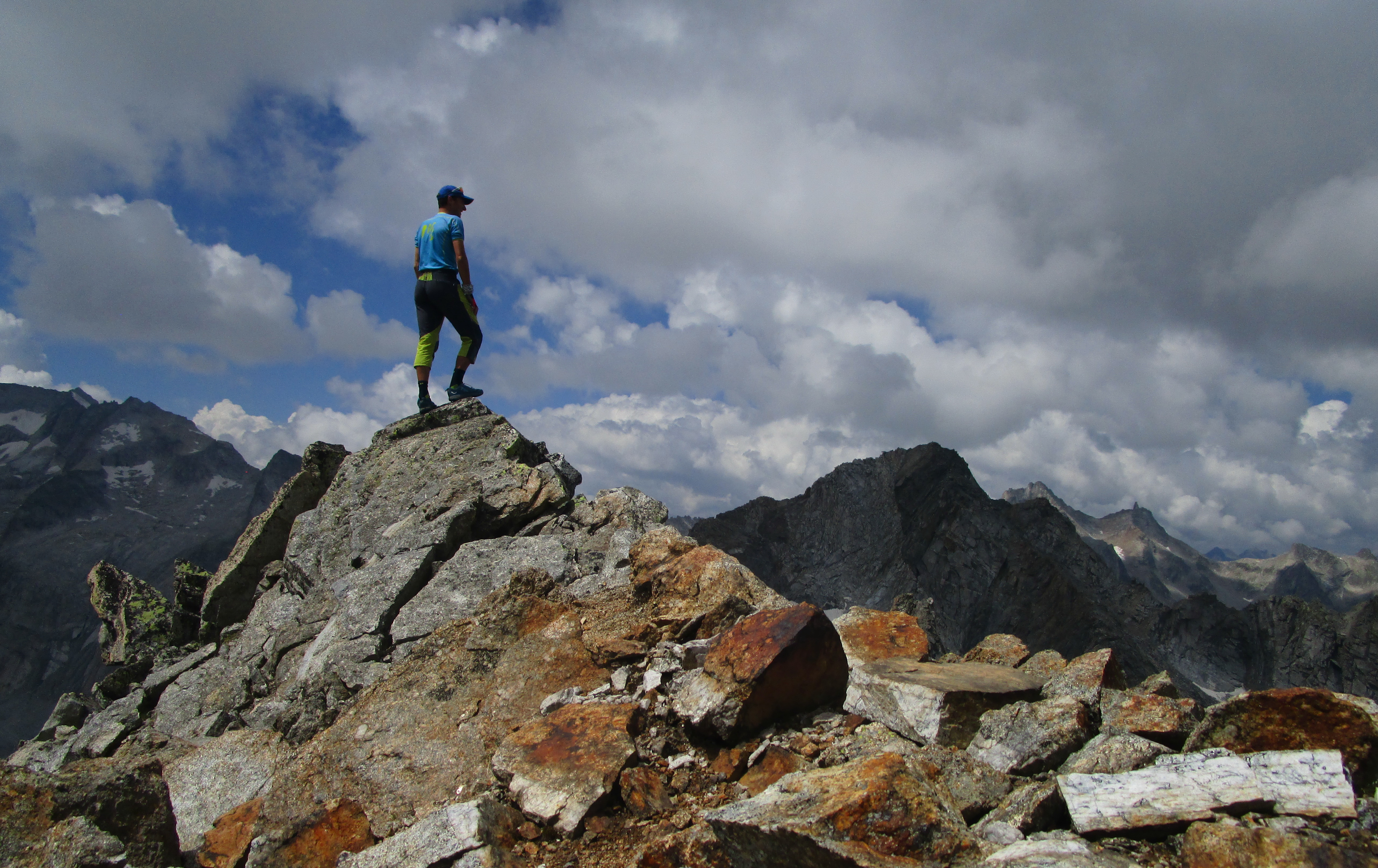 val-forno-okruh-cez-cima-di-val-bona-3032m-