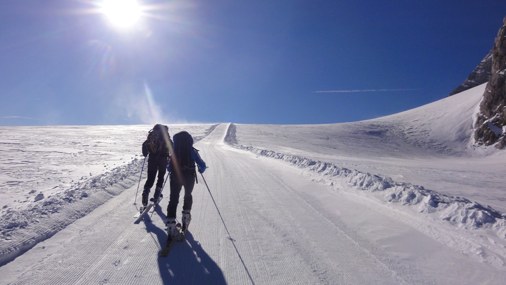 skialpaktual-rakusko-dachstein